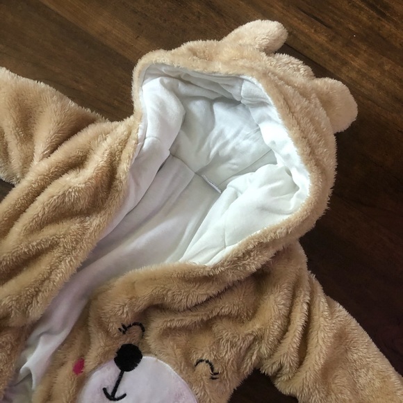 Newborn Khaki Baby Bear Fuzzy Hooded Onesie - Picture 1 of 6
